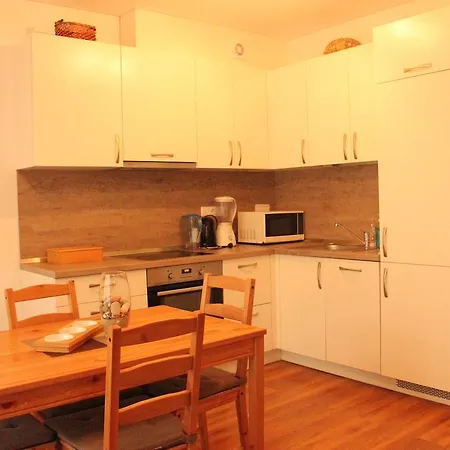 Butas With Balcony Near Siemens Arena By Urban Rent